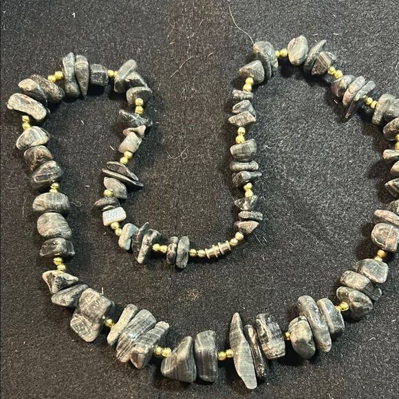 Jewelry - Elegant Gray and Gold Beaded Necklace